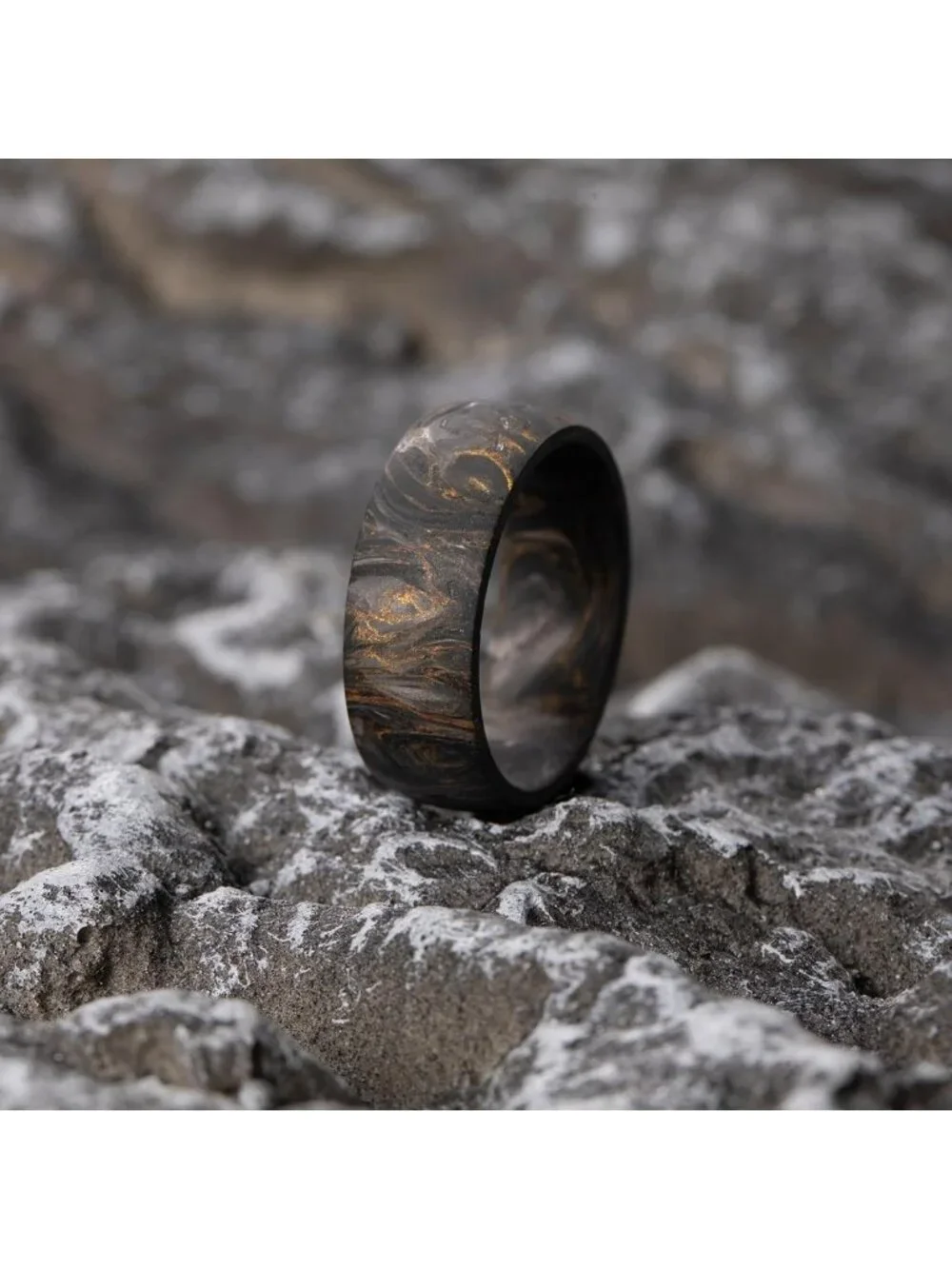 Men's Full Carbon Fiber Wedding Band | Lightweight, Durable & Stylish Ring